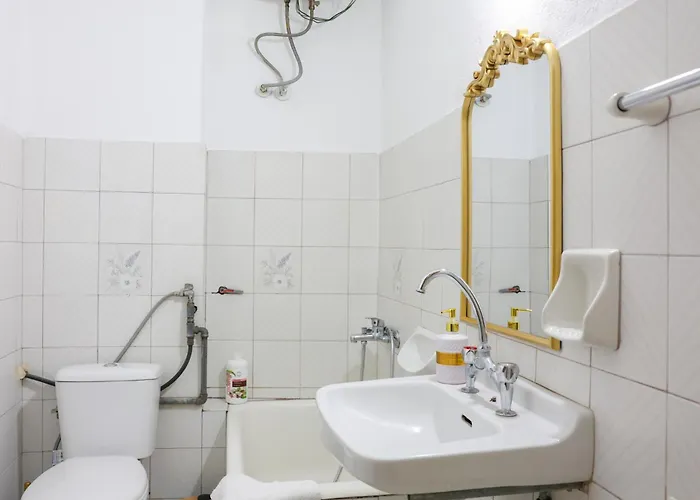 Bill Kostas Apartment